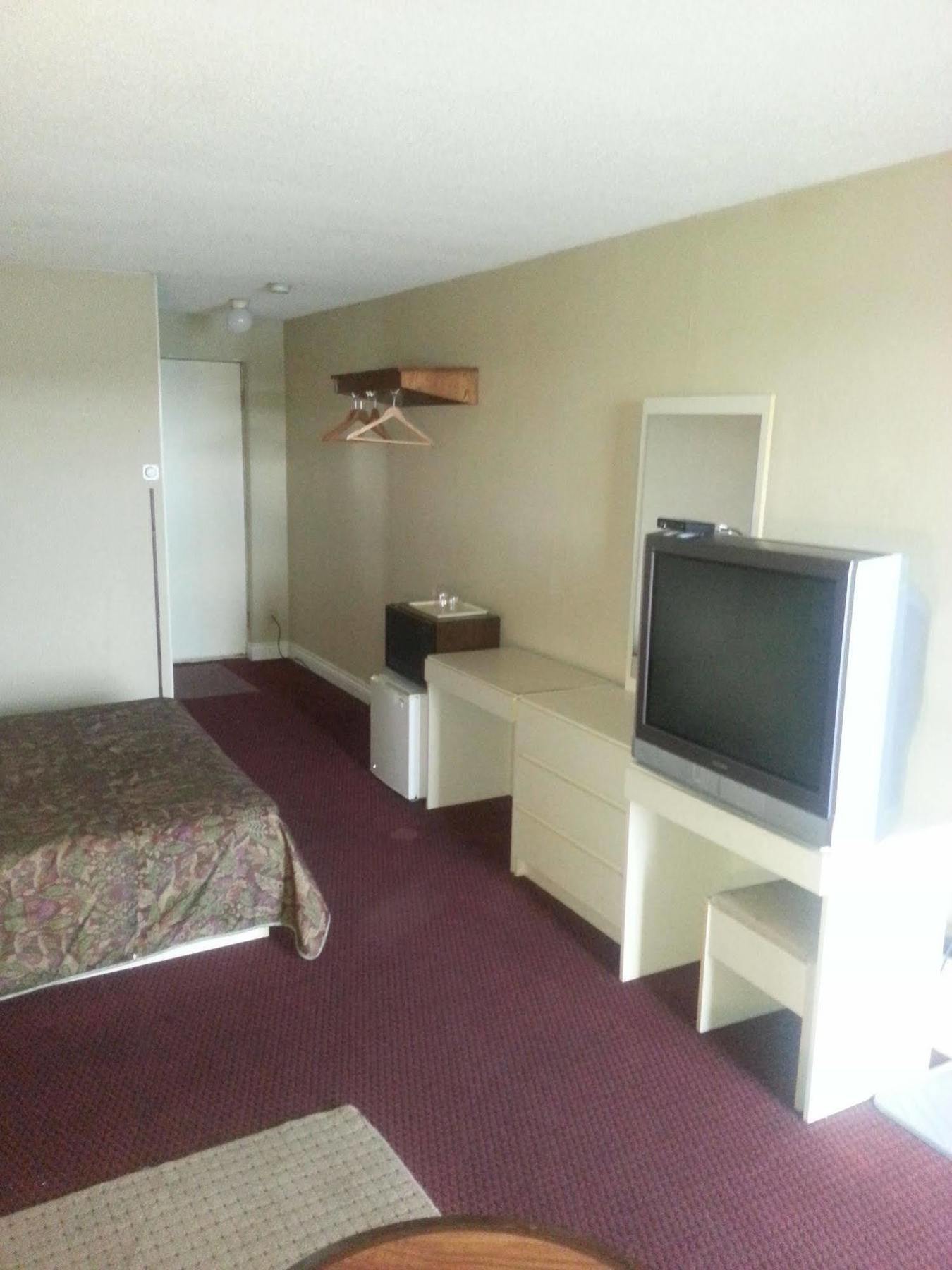 Newburg Inn Motel New Hamburg Exterior photo